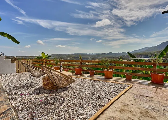 Valley View * Sálakos