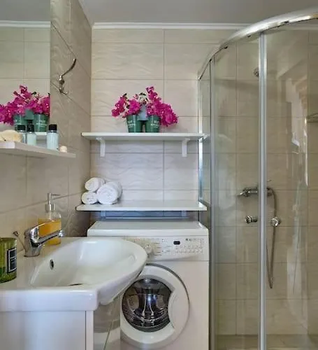 Valley View * سالاكوس