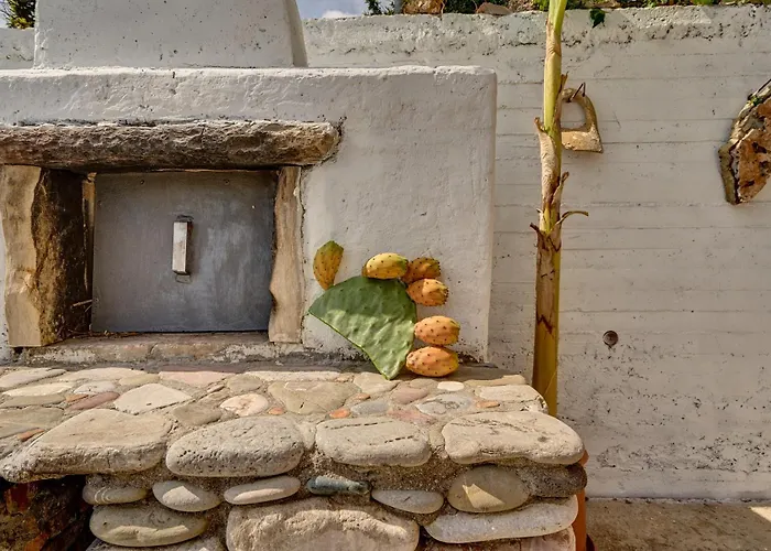 Valley View Apartment *