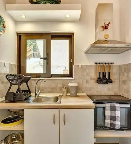 Valley View Apartment *